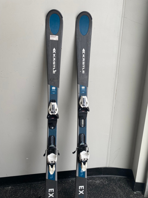 Vist Large View of Product Image Which is Used KASTLE Boys DH Ski/Binding Royal Blue 148 cm