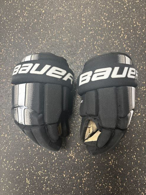 Vist Large View of Product Image Which is Used Bauer SUPREME PRO Youth Gloves Black 9" 11774-S000082263