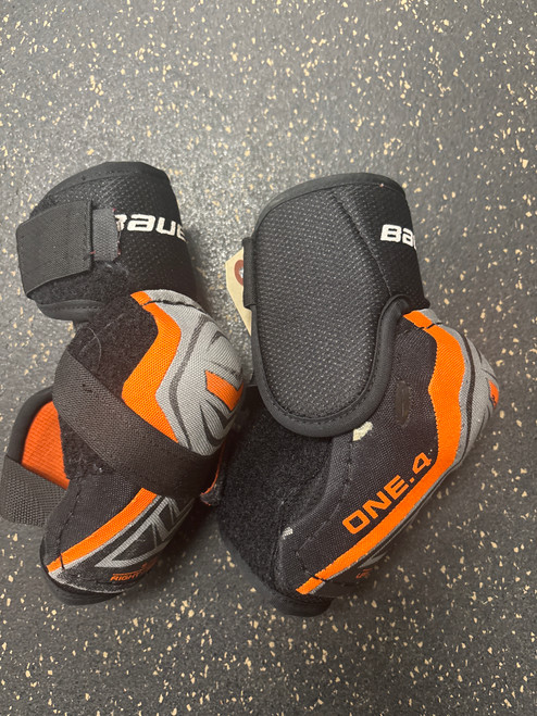 Vist Large View of Product Image Which is Used Bauer ONE 4 EP Junior Elbow Pads SM 11774-S000082265