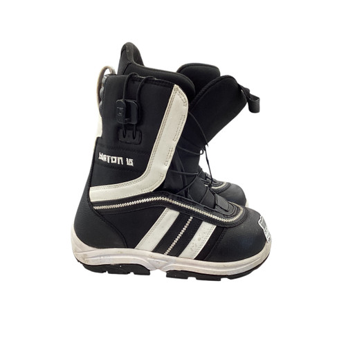 Vist Large View of Product Image Which is Used Burton RULER SMALLS Boys Snowboard Boots Black Junior 05