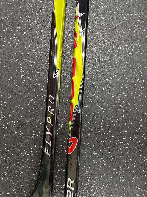 Vist Large View of Product Image Which is New Bauer VAPOR FLYPRO GRIP JR-50