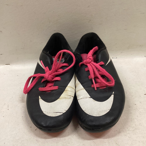 Vist Large View of Product Image Which is Used Nike Soccer Cleats Black Junior 01 11725-S000489722