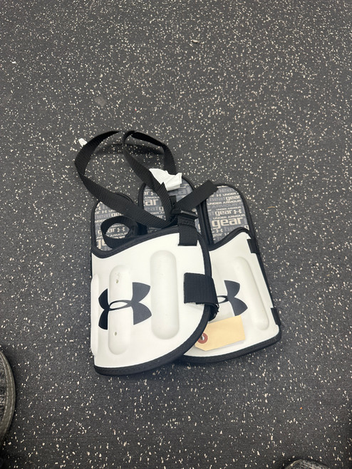 Vist Large View of Product Image Which is Used Under Armour BOX RIB Lacrosse Rib Pads White MD 11162-S000433168