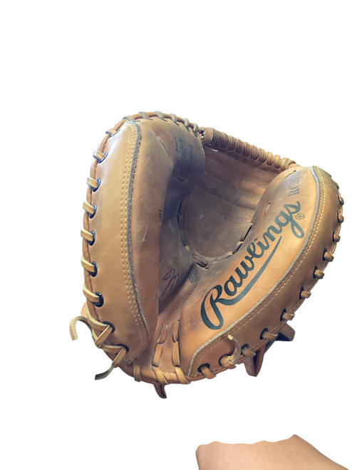 Vist Large View of Product Image Which is Used Rawlings RCM30 BB/SB Catchers LH Throw Brown 30" 11845-S000031406