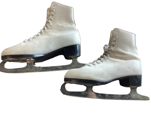 Vist Large View of Product Image Which is Used WHITE FIGURE SKATES SIZE 8 WomensFigure Skate White Senior 8