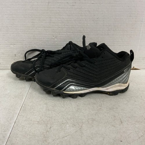 Vist Large View of Product Image Which is Used CLASSIC SPORT BB/SB Cleats Black Junior 01.5