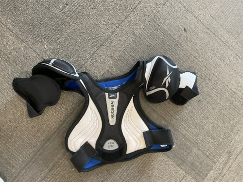 Vist Large View of Product Image Which is Used Reebok 3K Junior Shoulder Pads Royal Blue SM