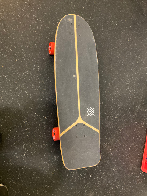 Vist Large View of Product Image Which is Used WAVEY 30 Complete Skateboard White Regular 11790-S000047418