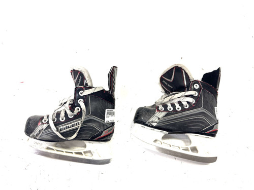 Vist Large View of Product Image Which is Used Bauer VAPOR X200 Youth Hockey Skate Youth 13.0