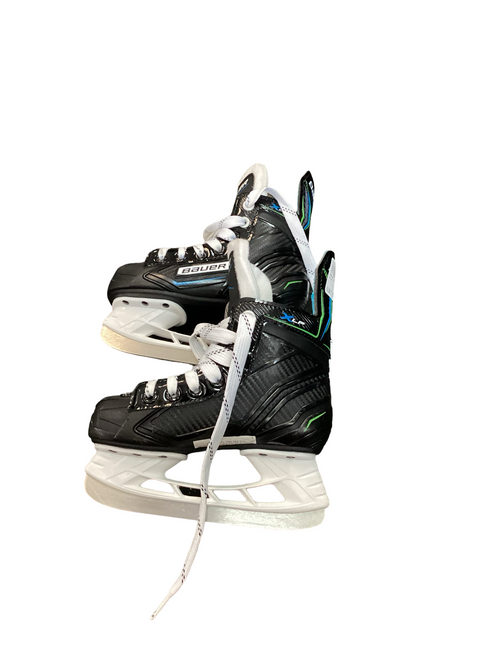 Vist Large View of Product Image Which is Used Bauer XLP Youth Hockey Skate Youth 10.0 11649-S000148041