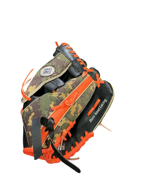 Vist Large View of Product Image Which is Used Franklin 22846 RH Throw Fastpitch Gloves Camouflage 9 1/2"