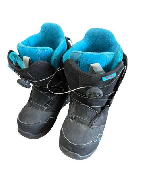 Vist Large View of Product Image Which is Used Burton ZIPLINE Boys Snowboard Boots Black Youth 06.0