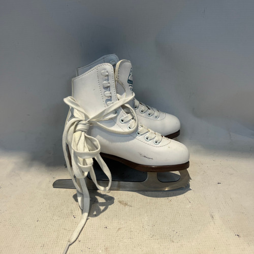 Vist Large View of Product Image Which is Used DBX WomensFigure Skate White Senior 4