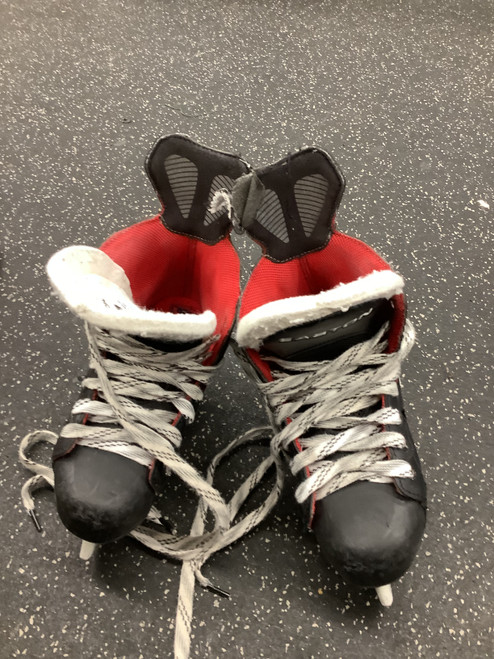 Vist Large View of Product Image Which is Used Easton EQ30 Junior Hockey Skate Junior 03