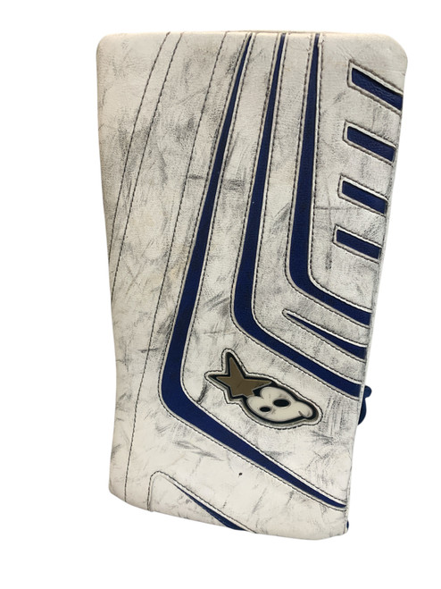 Vist Large View of Product Image Which is Used Brians OPTIK 9.0 Senior Goalie Blocker White