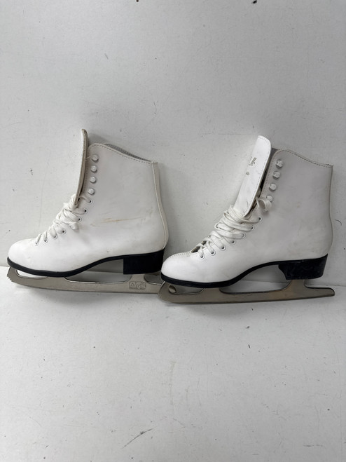 Vist Large View of Product Image Which is Used CCM COMPETITOR WomensFigure Skate White Senior 8