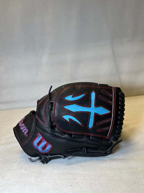 Vist Large View of Product Image Which is New Wilson A2000 B23 BB/SB Glove RH Throw Black 12"