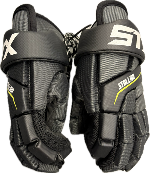 Vist Large View of Product Image Which is Used STX STALLION 200 Lacrosse Gloves Junior Black MD