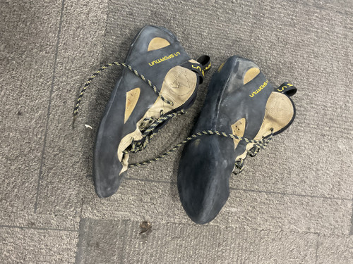 Vist Large View of Product Image Which is Used La Sportiva Climbing Shoes Senior 12.5
