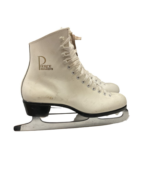Vist Large View of Product Image Which is Used PIERCE EXCLUSIVE SZ 8 WomensFigure Skate White Senior 8