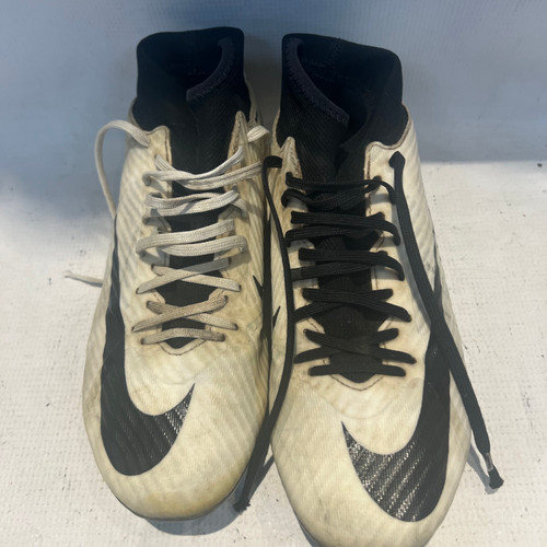 Vist Large View of Product Image Which is Used Nike Soccer Cleats Black Youth 08.0