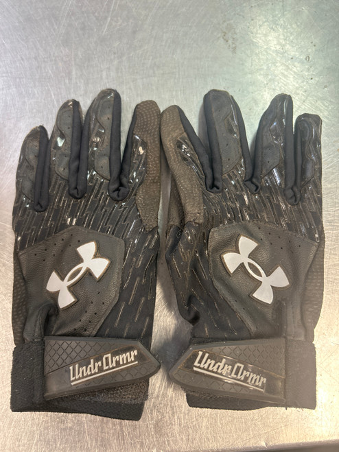 Vist Large View of Product Image Which is Used Under Armour BB/SB Batting Gloves Black SM