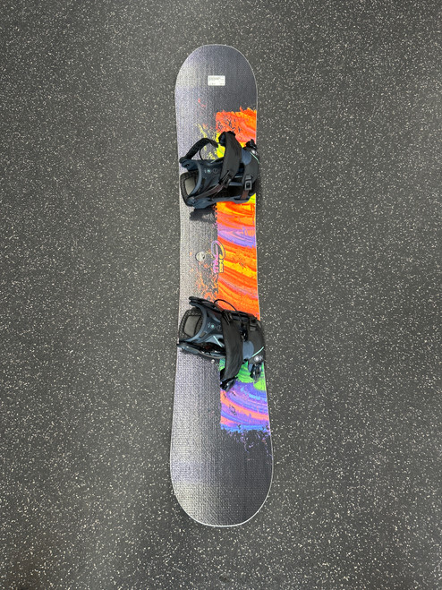 Used GNU B-NICE Womens Board/Bindings Black 148 cm 10589-S000417208 Vist Large View of Product Image Which is Used GNU B-NICE Womens Board/Bindings Black 148 cm