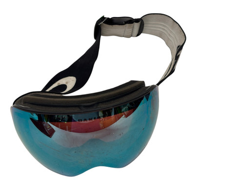 Vist Large View of Product Image Which is Used Oakley PRIZM Snow Goggles Adult