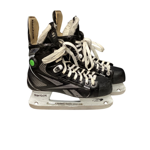 Used Reebok 20K Intermediate Hockey Skate Intermediate 5.5 11816-S000273615 Vist Large View of Product Image Which is Used Reebok 20K Intermediate Hockey Skate Intermediate 5.5