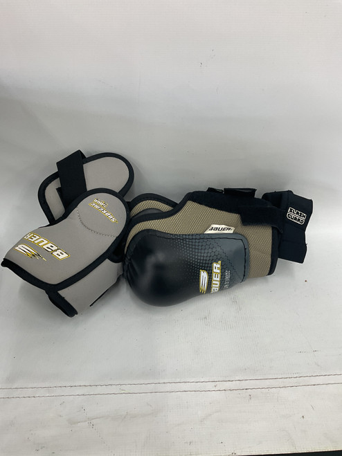 Vist Large View of Product Image Which is Used Bauer SUPREME 5000 GEL SERIES Senior Shoulder Pads XL
