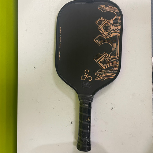 Vist Large View of Product Image Which is Used TRIPLE J Pickleball Racquet White
