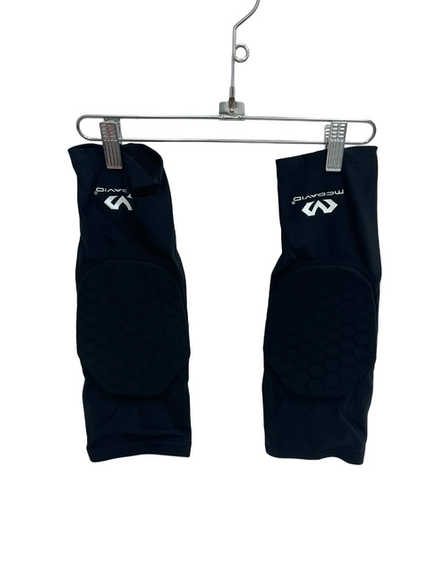 Vist Large View of Product Image Which is Used McDavid Black VB Knee Pads 