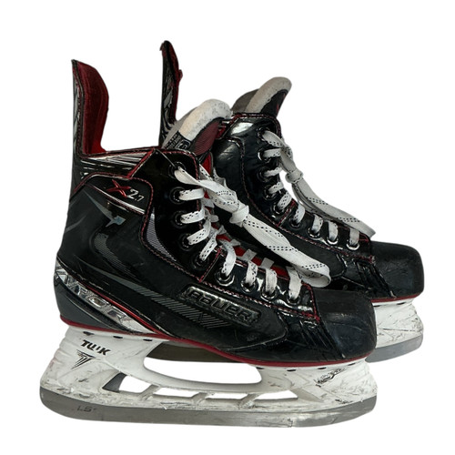 Vist Large View of Product Image Which is Used Bauer VAPOR X2.7 Intermediate Hockey Skate Intermediate 5.5