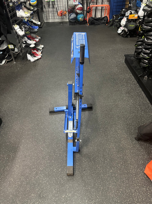 Vist Large View of Product Image Which is Used Louisville Slugger BLUE FLAME BB/SB Pitching Machine