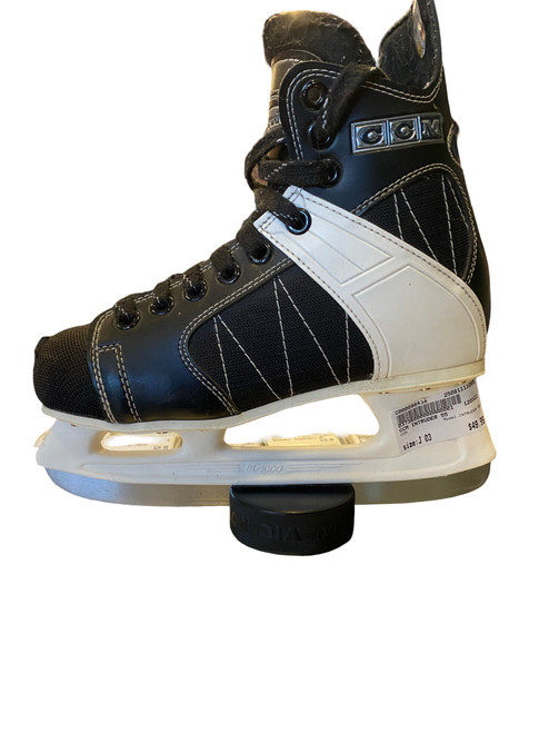 Vist Large View of Product Image Which is Used CCM INTRUDER 55 Junior Hockey Skate Junior 03
