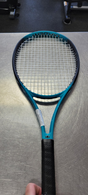 Vist Large View of Product Image Which is Used Diadem ELEVATE Adult Tennis Racquet None 4 1/4"