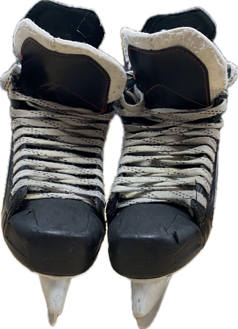 Vist Large View of Product Image Which is Used CCM JETSPEED FT440 Intermediate Hockey Skate Intermediate 5.0