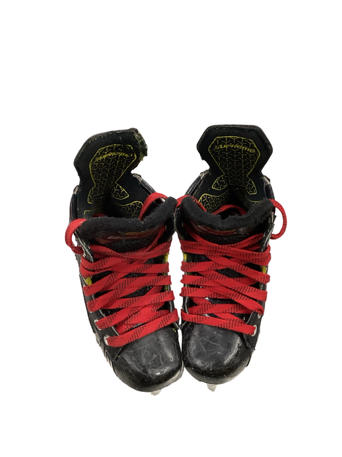 Vist Large View of Product Image Which is Used Bauer SUPREME MATRIX Youth Hockey Skate Youth 12.5