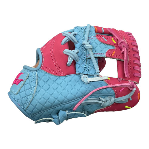 Vist Large View of Product Image Which is New BUILT DIFFERENT Amelia Vibez BB/SB Glove RH Throw None 11 1/4"