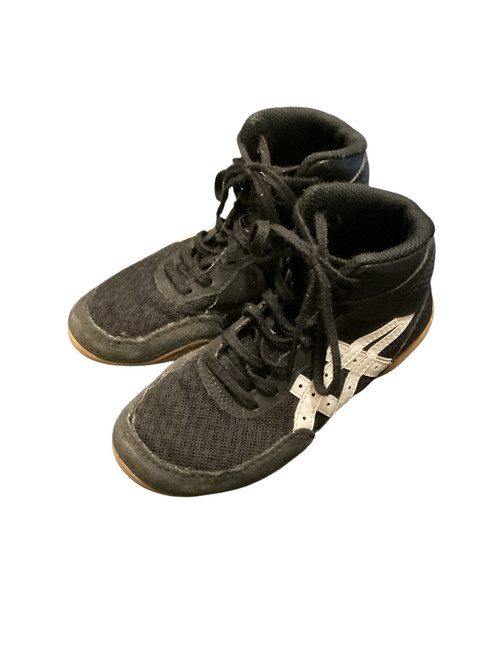 Vist Large View of Product Image Which is Used Asics Running/X-Train Shoes Y