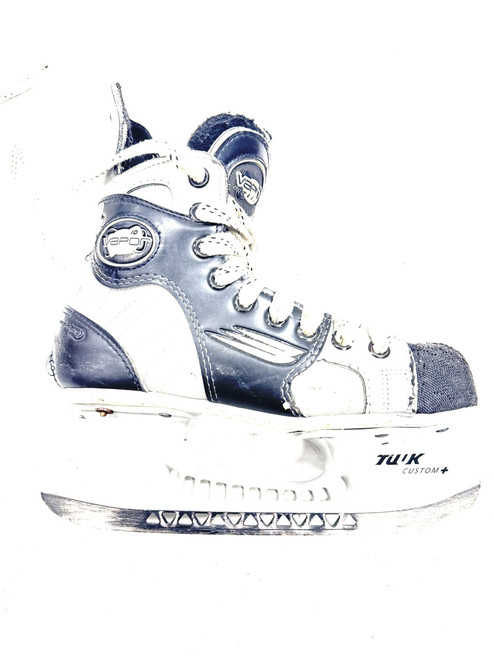Vist Large View of Product Image Which is Used Bauer VAPOR 10 Intermediate Hockey Skate Intermediate 3.5