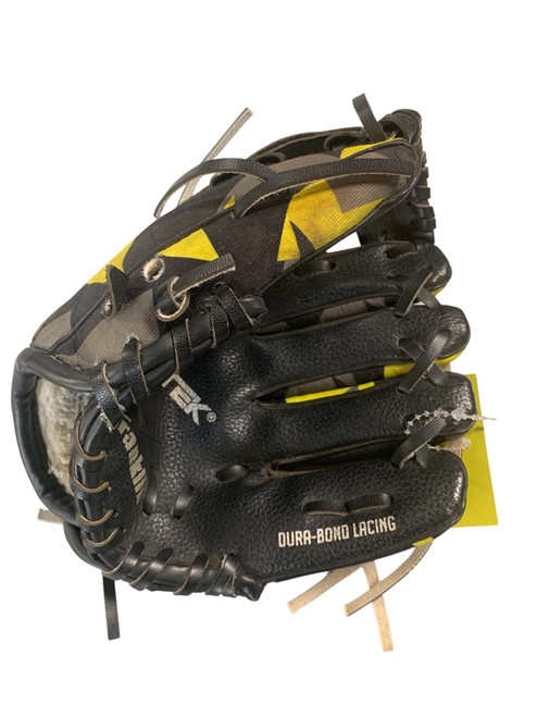 Vist Large View of Product Image Which is Used Franklin DIGITEK 8 IN RHT BB/SB Glove T-ball Black 8"