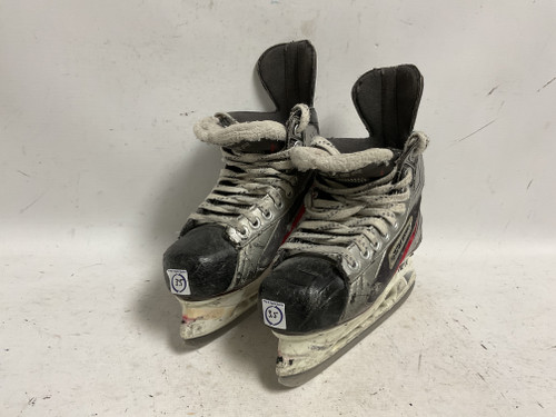 Vist Large View of Product Image Which is Used Bauer VAPOR X3.0 Intermediate Hockey Skate Intermediate 3.5