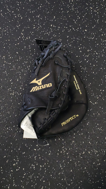 Vist Large View of Product Image Which is Used Mizuno GXC 112 BB/SB Catchers RH Throw Black 31 1/2"