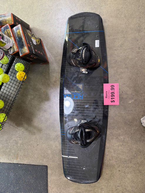 Vist Large View of Product Image Which is Used RONIX PARKS 139 Wakeboard Black 139 cm