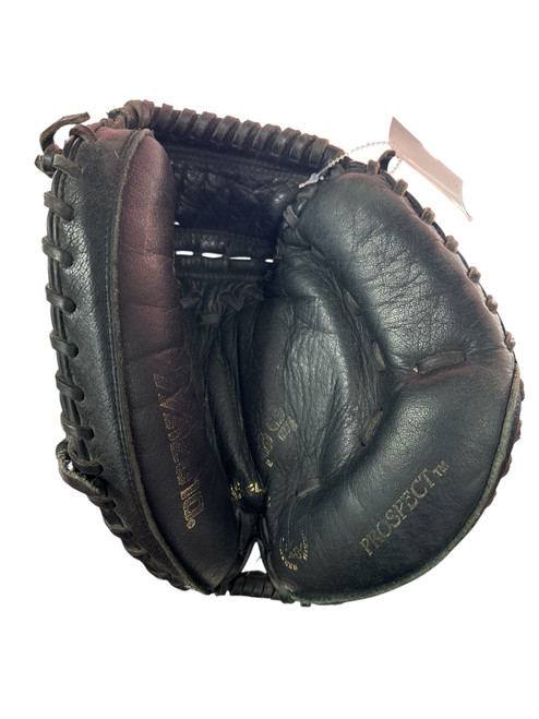 Vist Large View of Product Image Which is Used Mizuno PROSPECT BB/SB Catchers RH Throw Black 31 1/2"