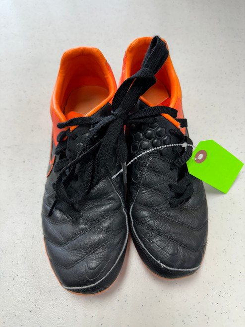 Nike Soccer Soccer Turf Shoes Vist Large View of Product Image Which is Nike Soccer Soccer Turf Shoes