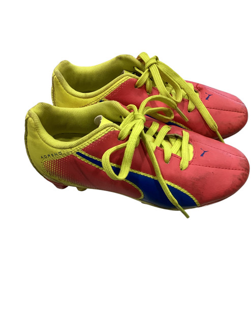 Vist Large View of Product Image Which is Used Puma Soccer Cleats Pink Junior 01