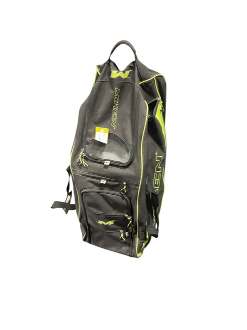 Vist Large View of Product Image Which is Used Miken WHEEL BAG BB/SB Player Wheeled Bag Black