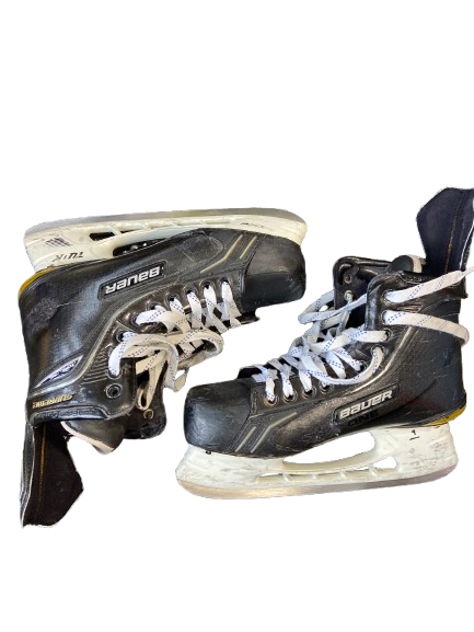 Vist Large View of Product Image Which is Used Bauer TOTALONE Senior Hockey Skate Senior 8